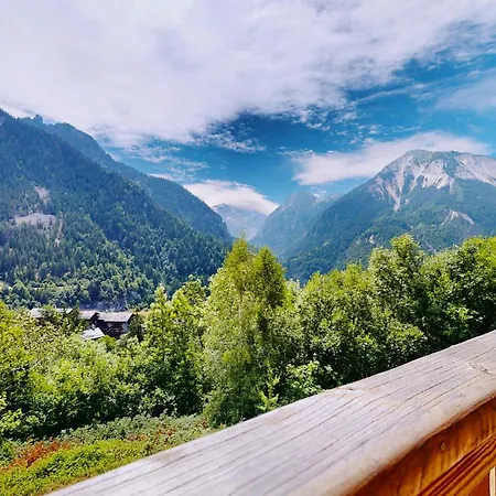& 6 P, With Pool *